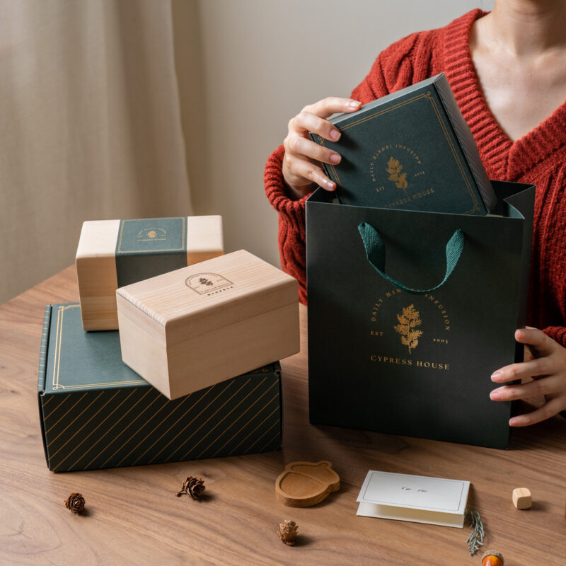 【加購品】檜木居品牌墨綠色手提紙袋   可加購「For You 」小卡片（附信封）