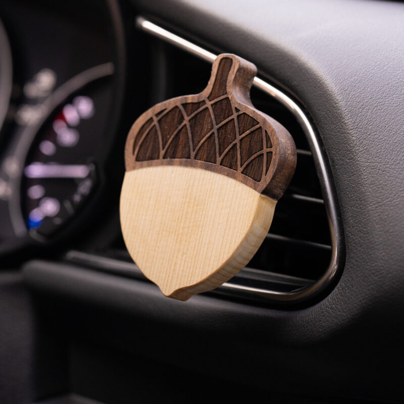 黑胡桃森之實車用擴香木精油禮盒 - 楓葉 / 橡果 x 車夾款 / 吊飾款(附紙袋)